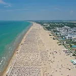 아파트 Sea-front In An Excellent Position 비비오네